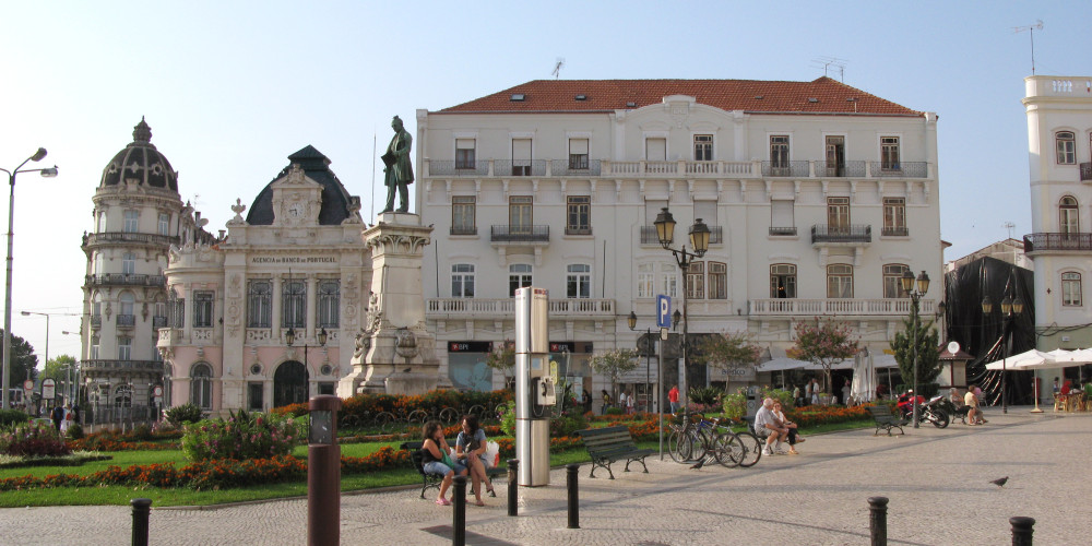  Manifesta 17, bienala itinerantă europeană, în Portugalia